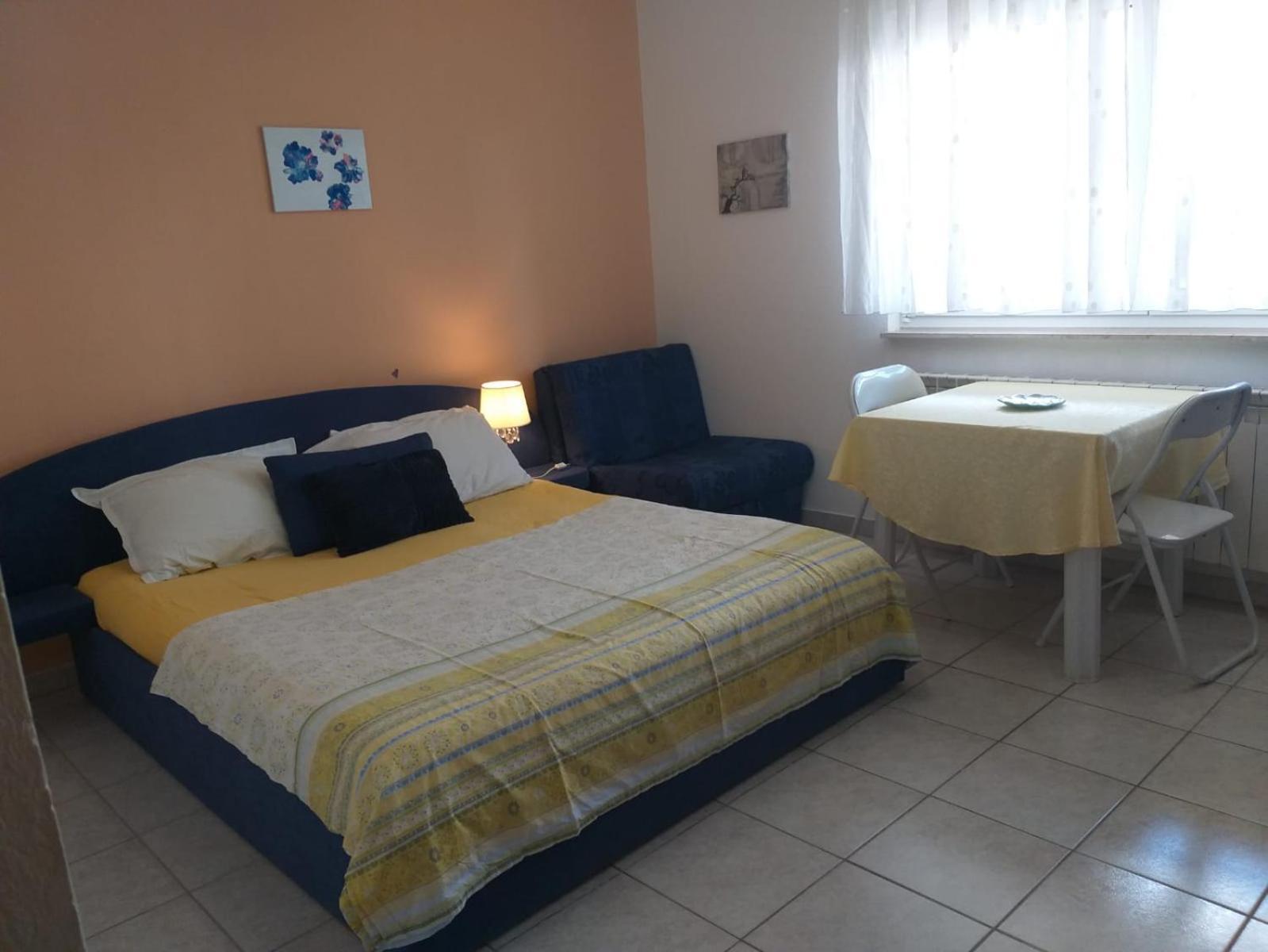 Beach Apartments Nemira Omis Bagian luar foto